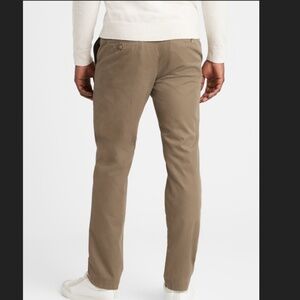 Men’s Banana Republic, Aiden khaki slacks. Size 36 x 34